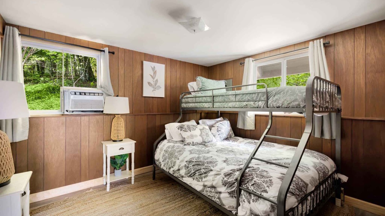Photo of Bedroom in Mount Jackson