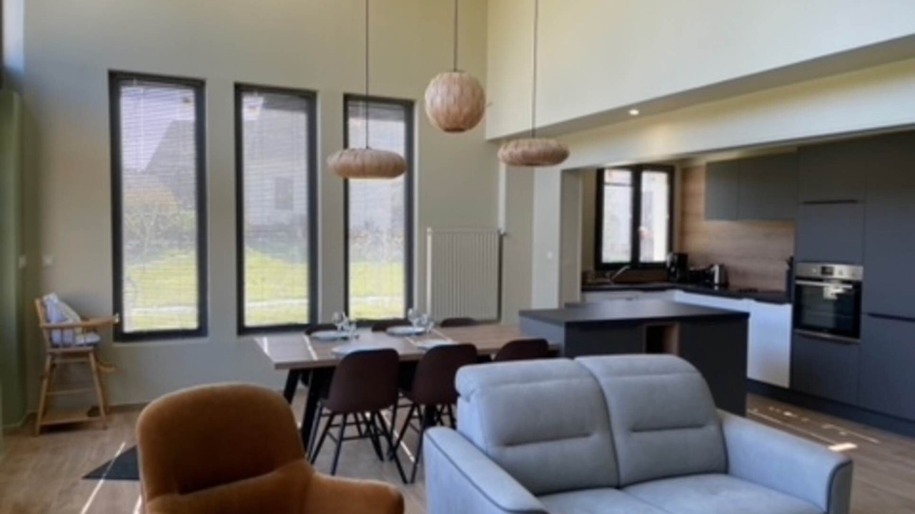 Photo of Others in Courset