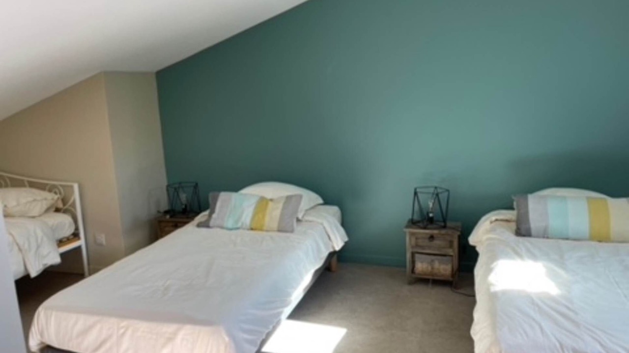 Photo of Others in Courset