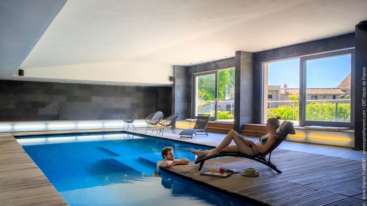 Photo of Others in Courset