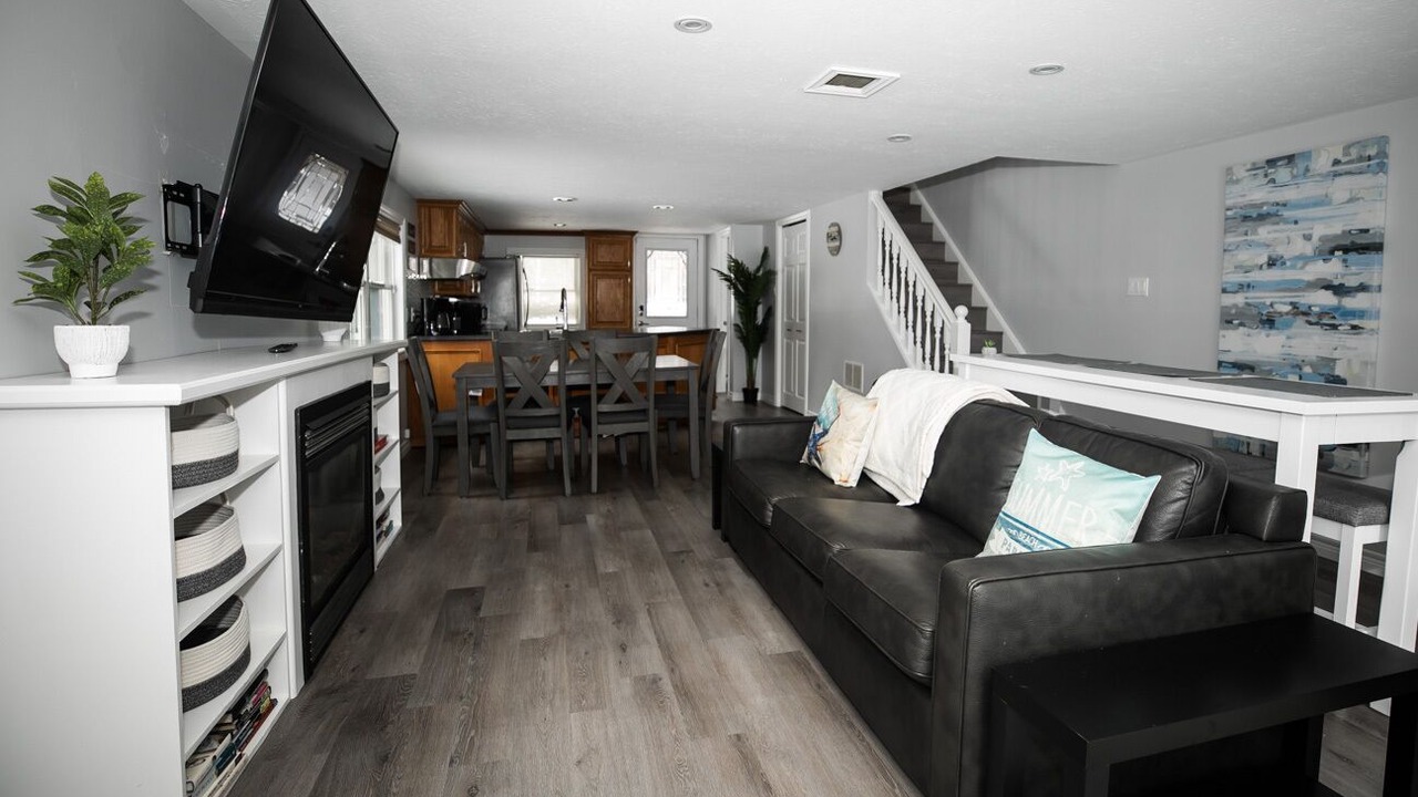Photo of Livingroom in Port Elgin