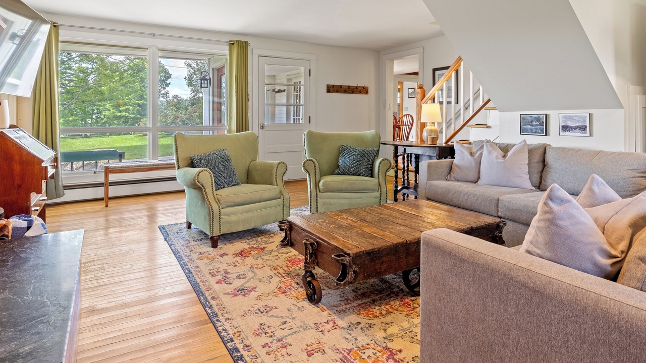 Photo of Livingroom in Rochester