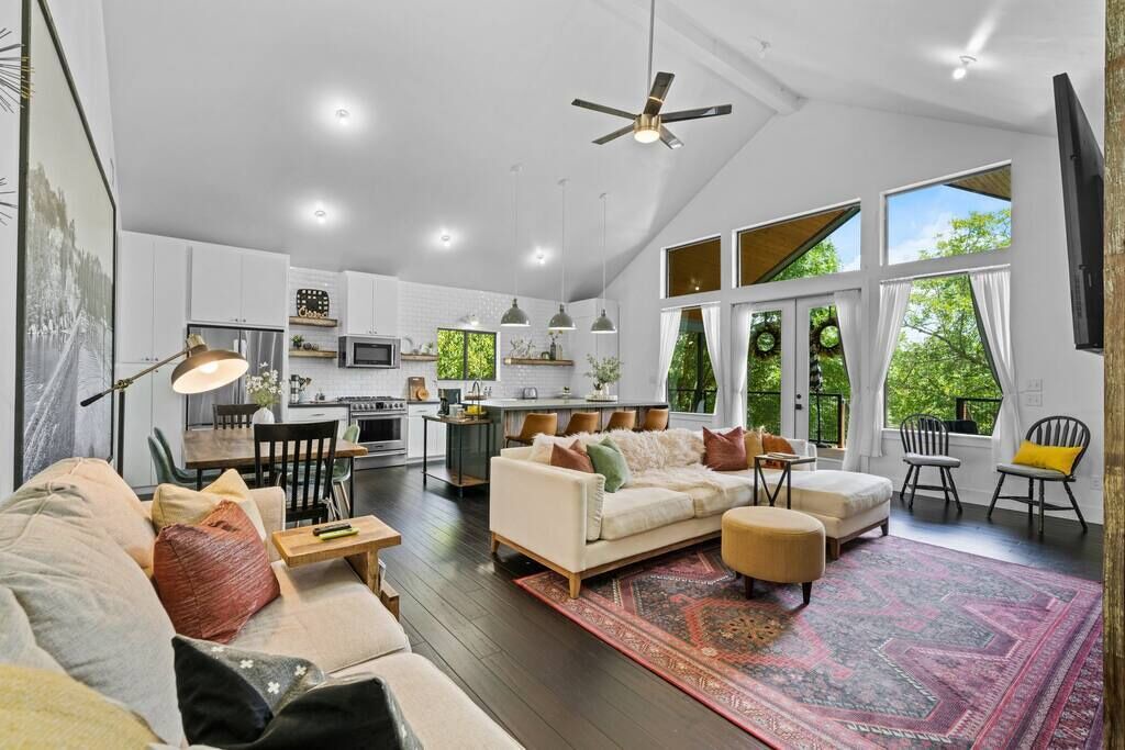 Photo of Livingroom in Ingram