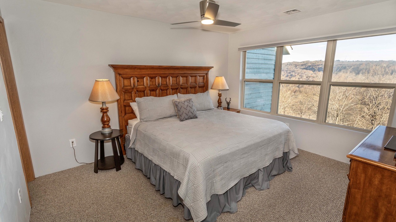 Photo of Bedroom in Seven Springs