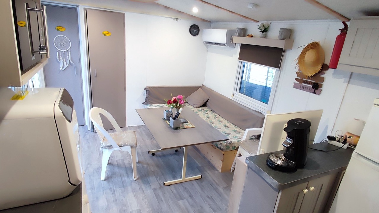 Photo of Kitchen in Meounes-les-Montrieux
