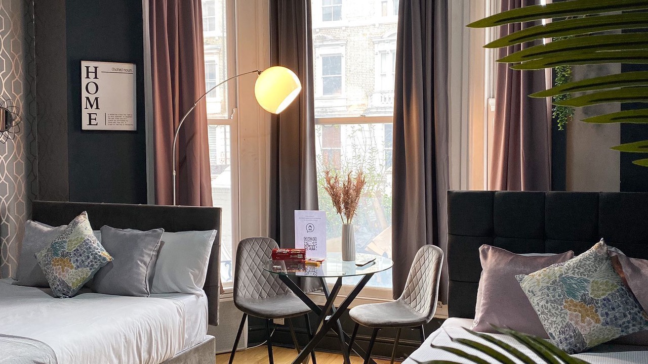 Photo of Bedroom in Holland Park