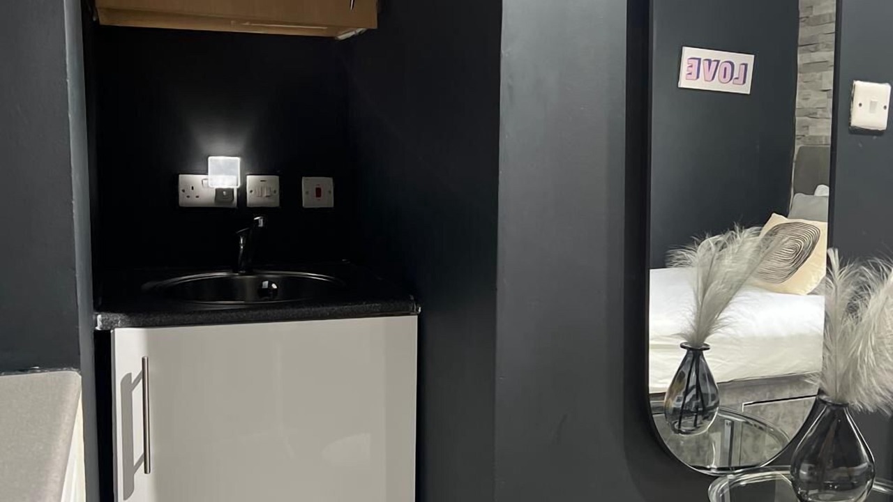 Photo of Others in Holland Park