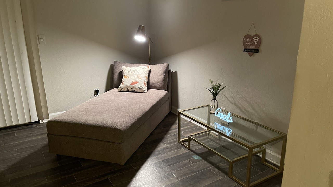Photo of Livingroom in Hoover