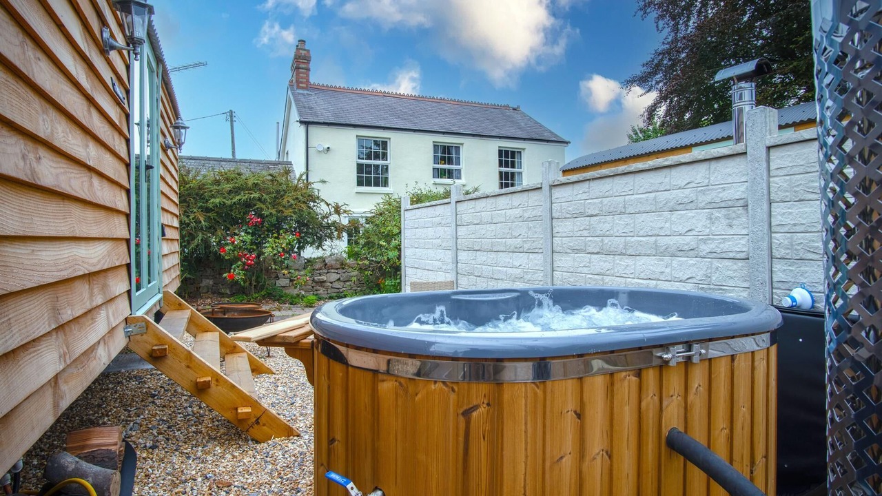 Photo of Others in Amroth