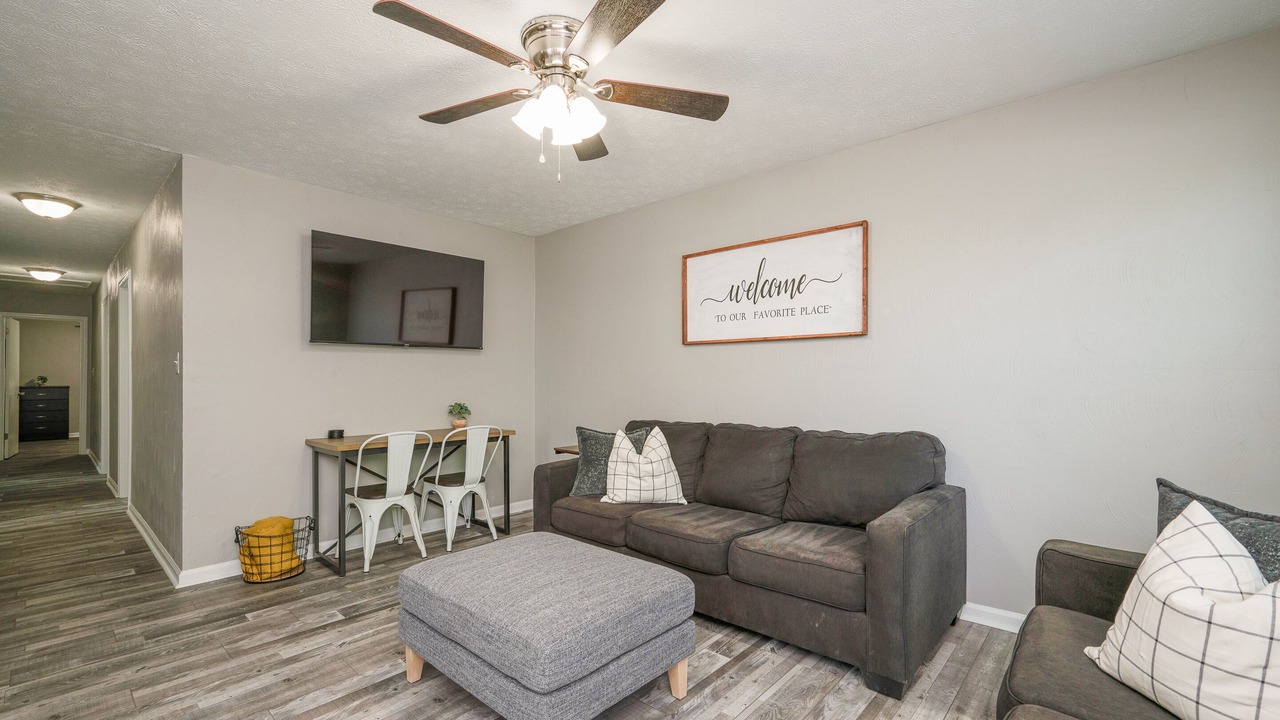Photo of Livingroom in Hampton