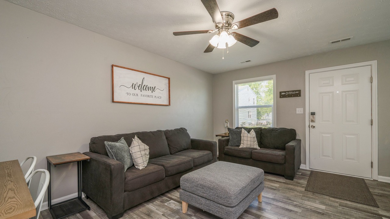 Photo of Livingroom in Hampton