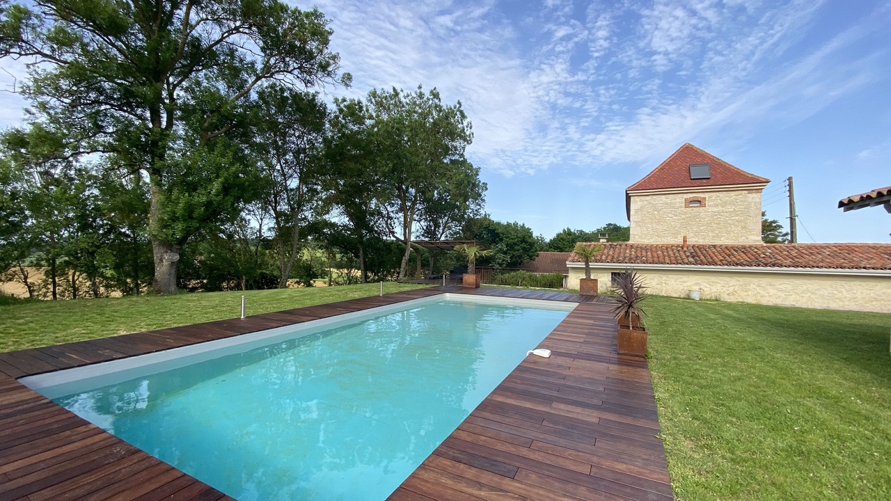 Photo of Outdoor in Jegun