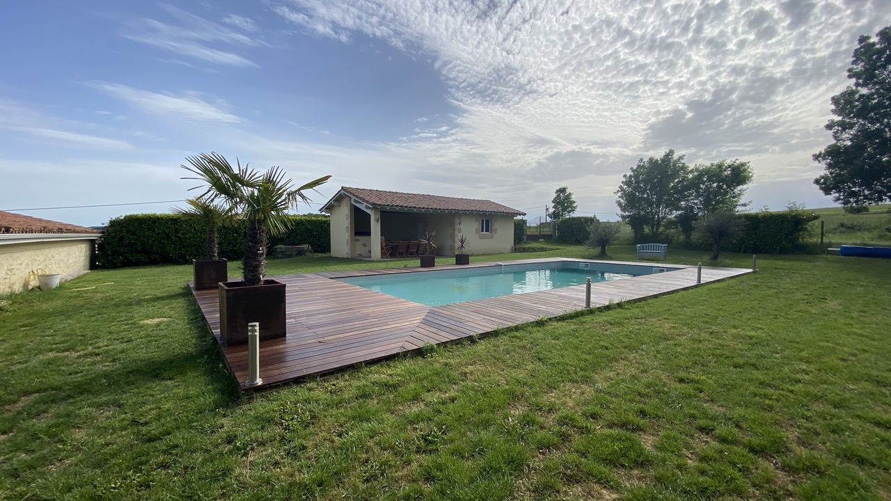 Photo of Outdoor in Jegun