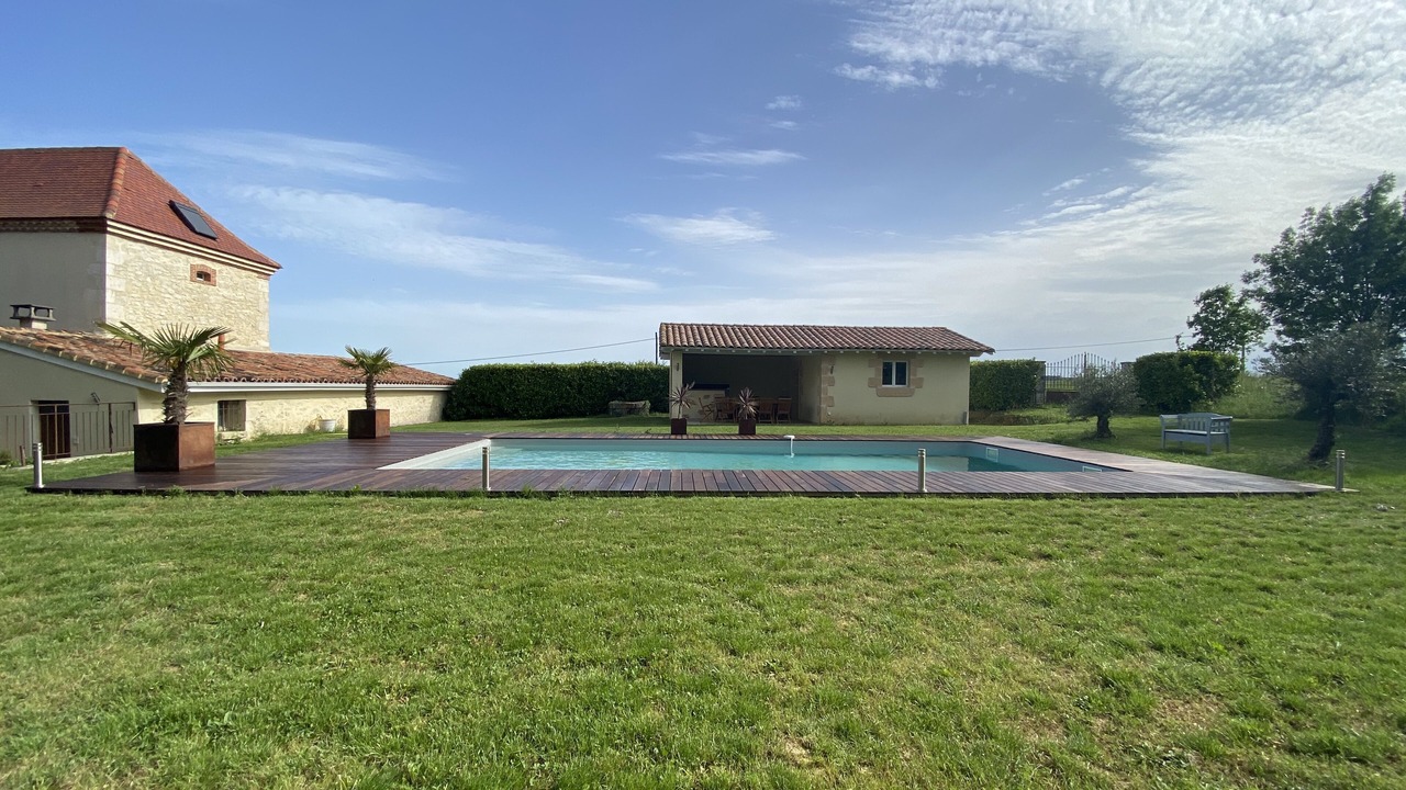 Photo of Outdoor in Jegun