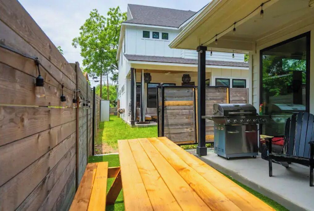 Photo of Outdoor in Govalle