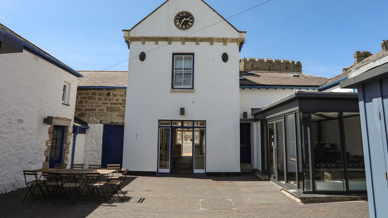 Photo of Outdoor in Bont Newydd