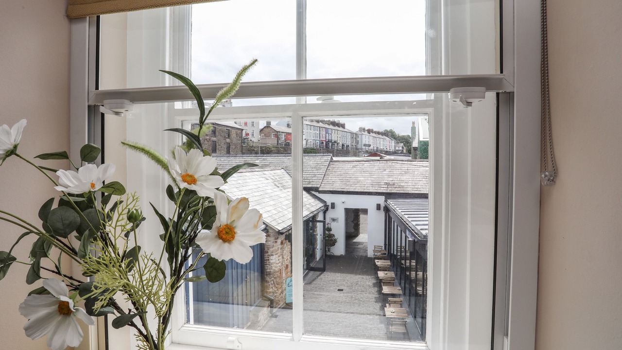 Photo of Others in Bont Newydd