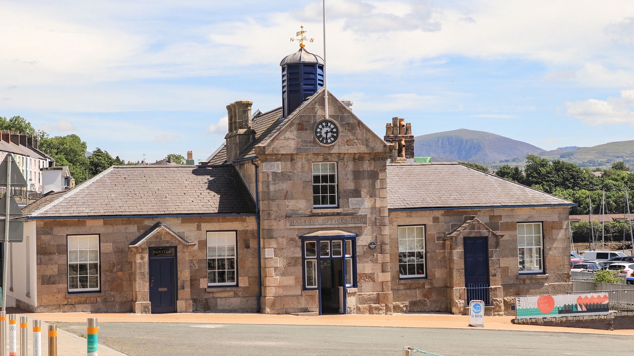 Photo of Outdoor in Bont Newydd