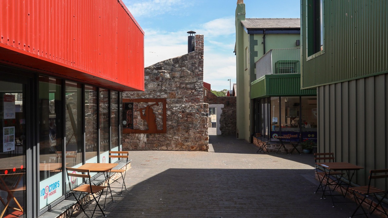 Photo of Outdoor in Bont Newydd