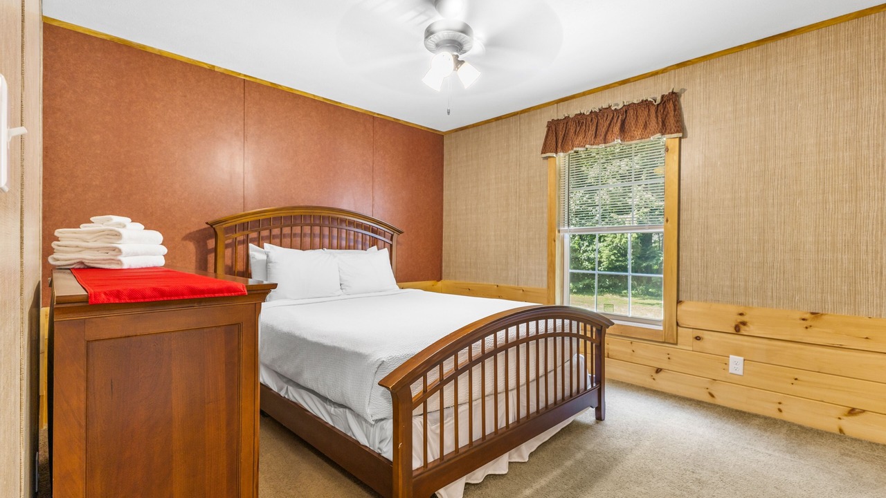 Photo of Bedroom in Schroon Lake