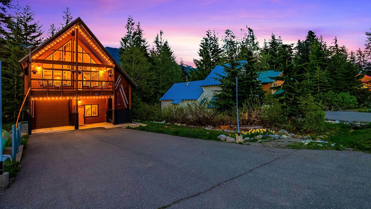 Photo of Outdoor in Hyak