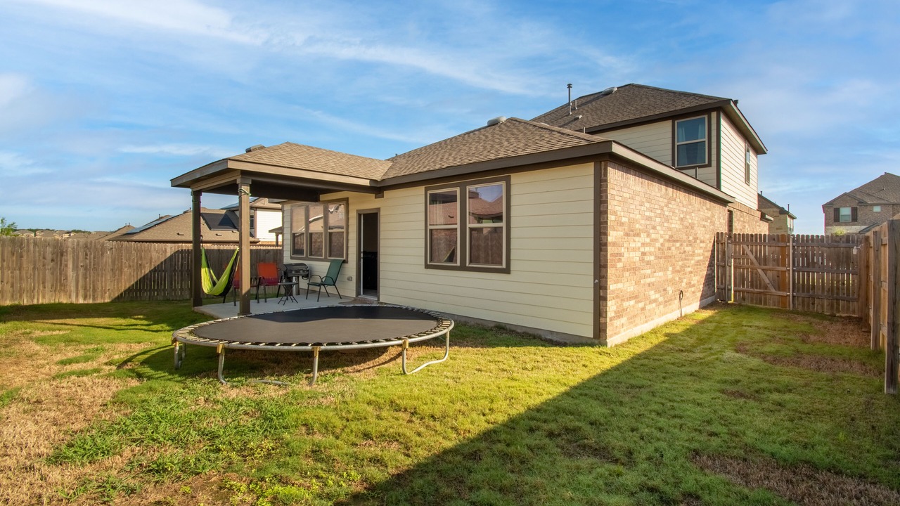 Photo of Outdoor in Manor