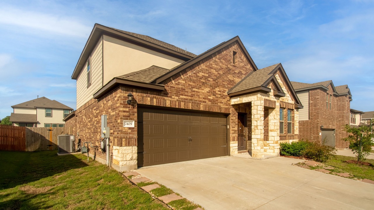 Photo of Outdoor in Manor