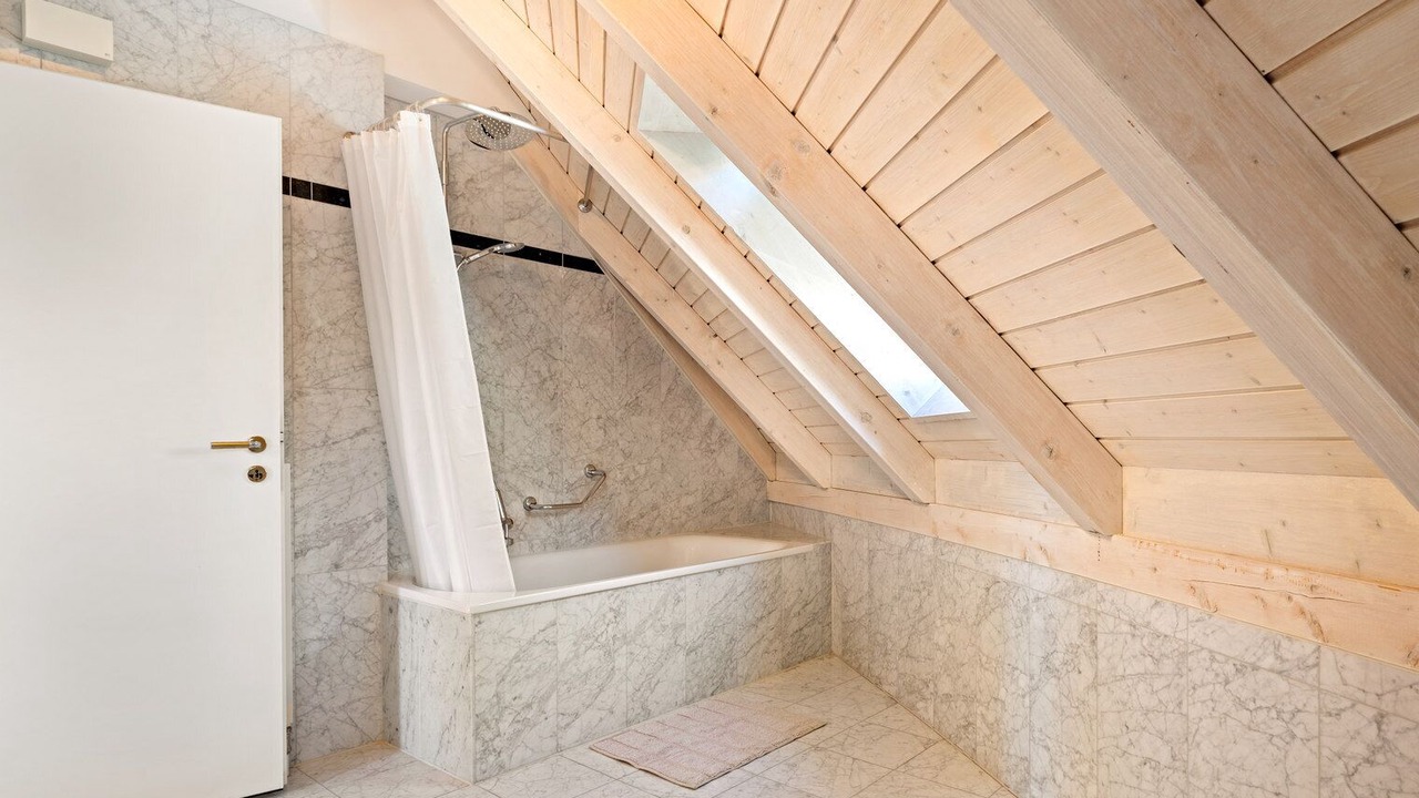 Photo of Bathroom in Oberstrass