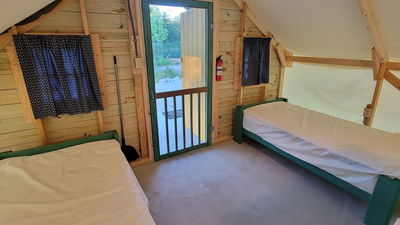 Photo of Bedroom in Jasonville