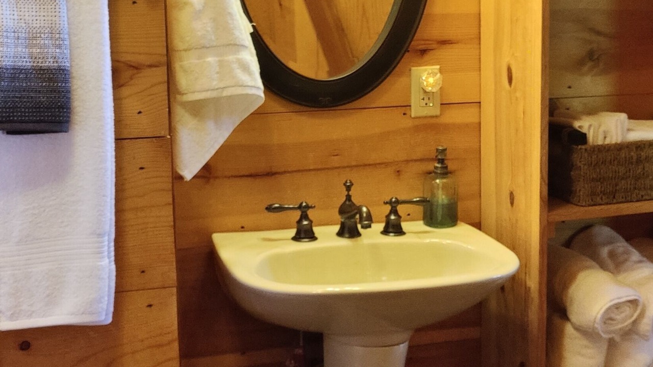Photo of Bathroom in Sand Gap