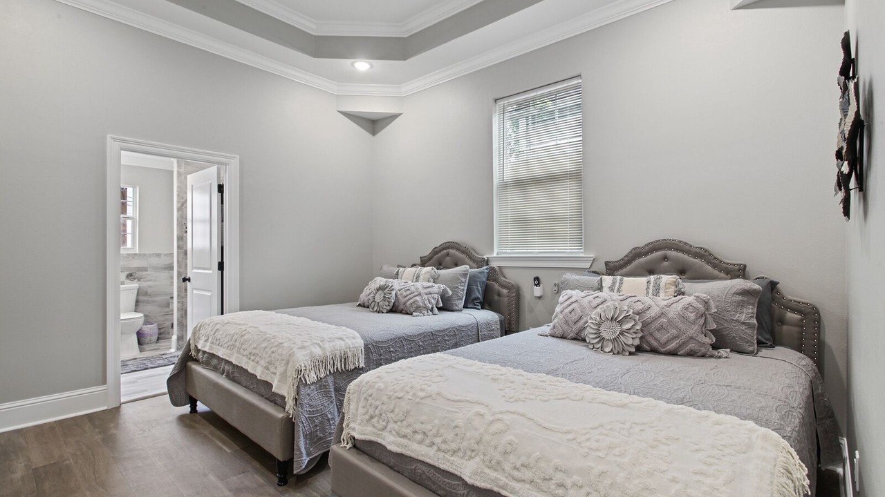 Photo of Bedroom in Mid-City