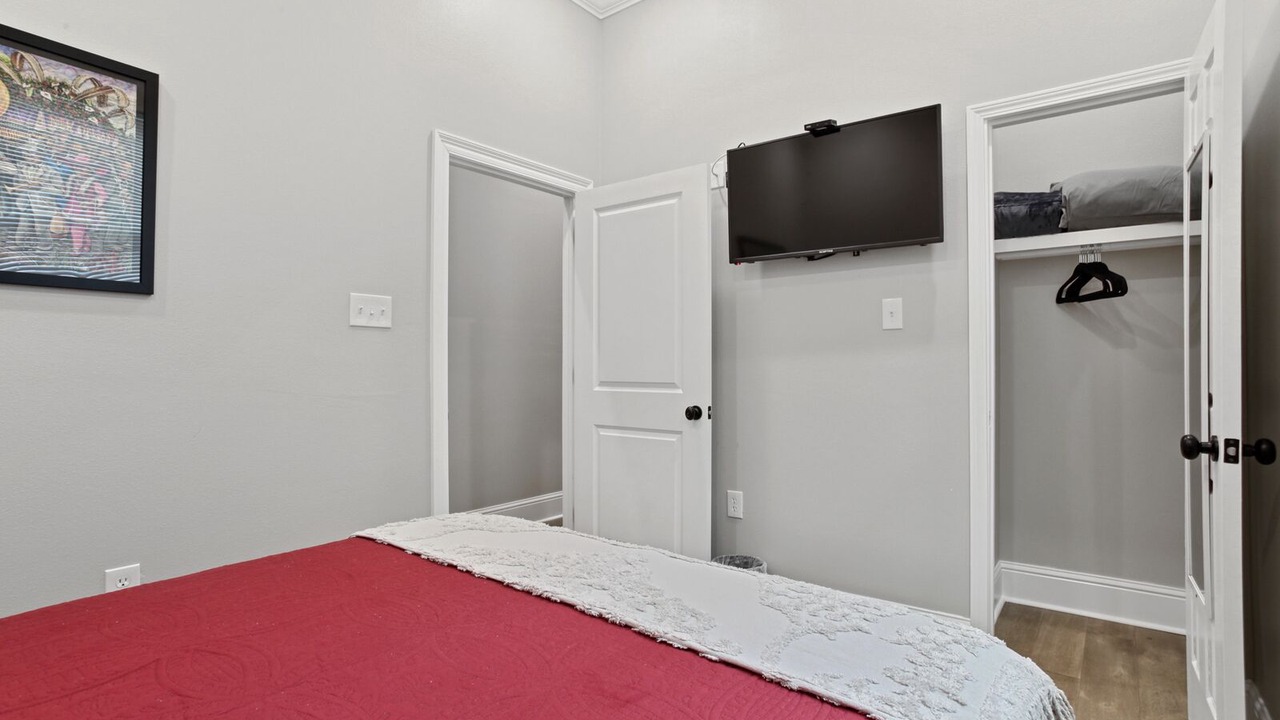 Photo of Bedroom in Mid-City