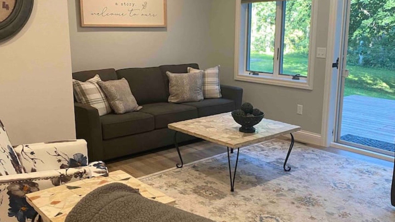 Photo of Livingroom in Decorah