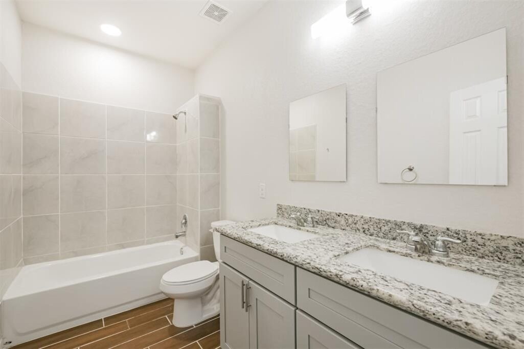 Photo of Bathroom in Baytown