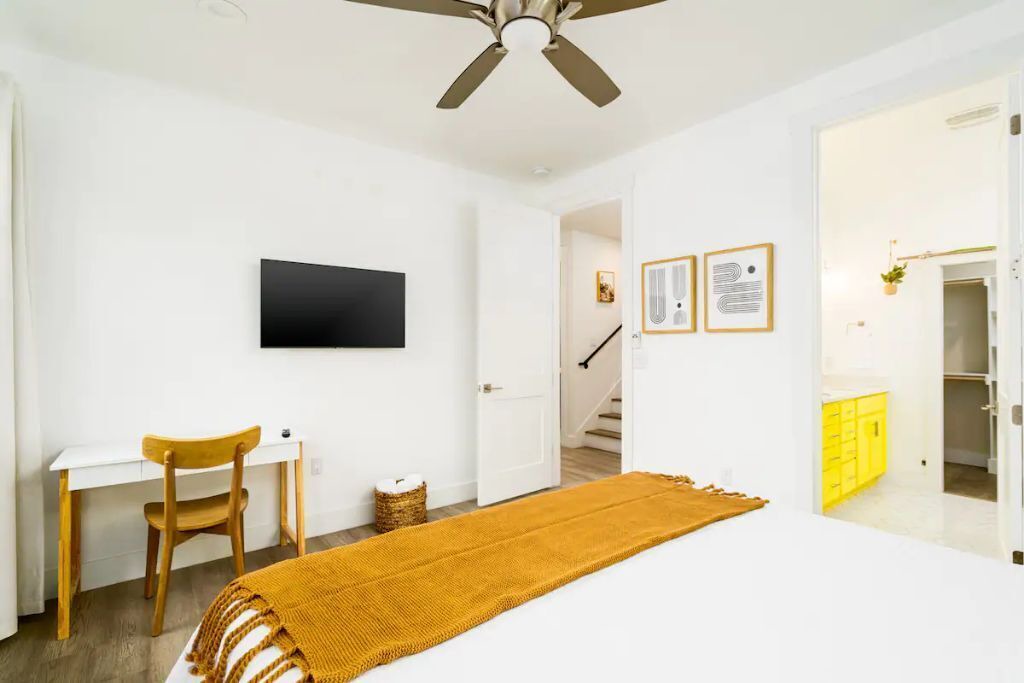 Photo of Bedroom in Govalle