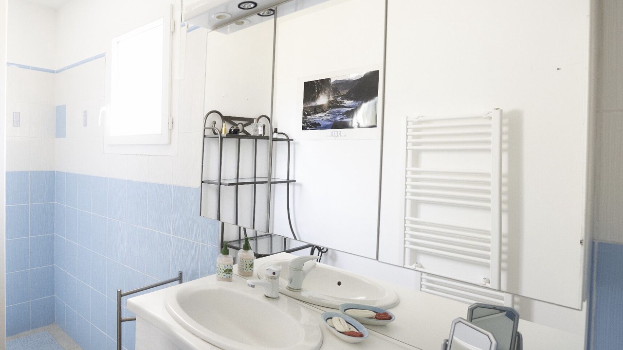 Photo of Bathroom in Greoux-les-Bains