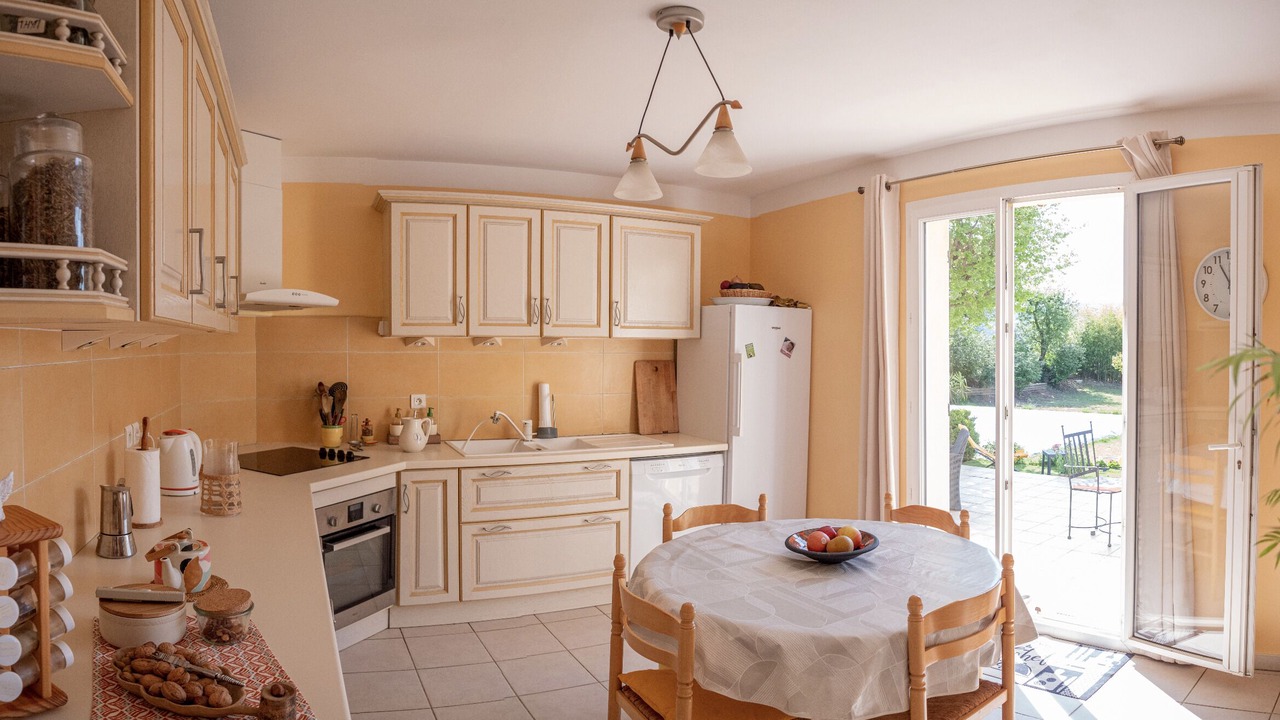 Photo of Kitchen in Greoux-les-Bains