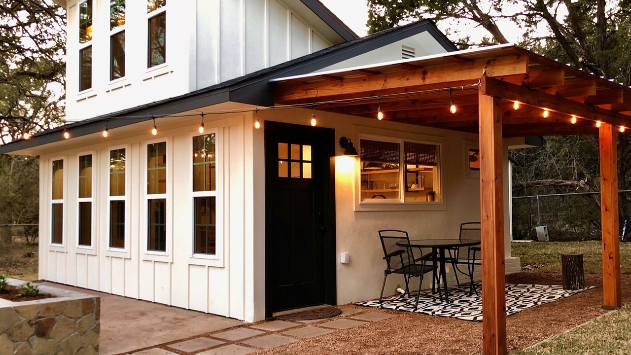 Photo of Outdoor in West Oak Hill