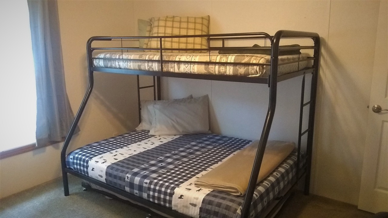 Photo of Bedroom in Cranberry