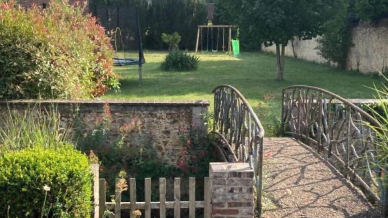 Photo of Outdoor in Saint-Lubin-des-Joncherets