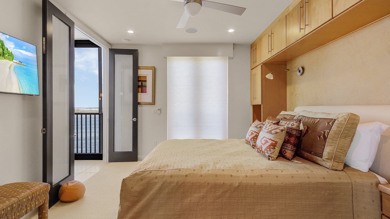 Photo of Bedroom in Punta Rassa