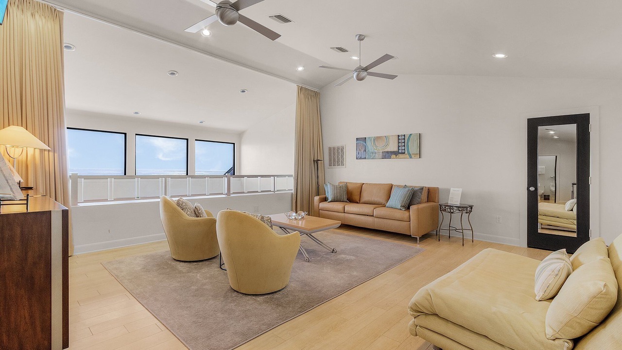 Photo of Livingroom in Punta Rassa