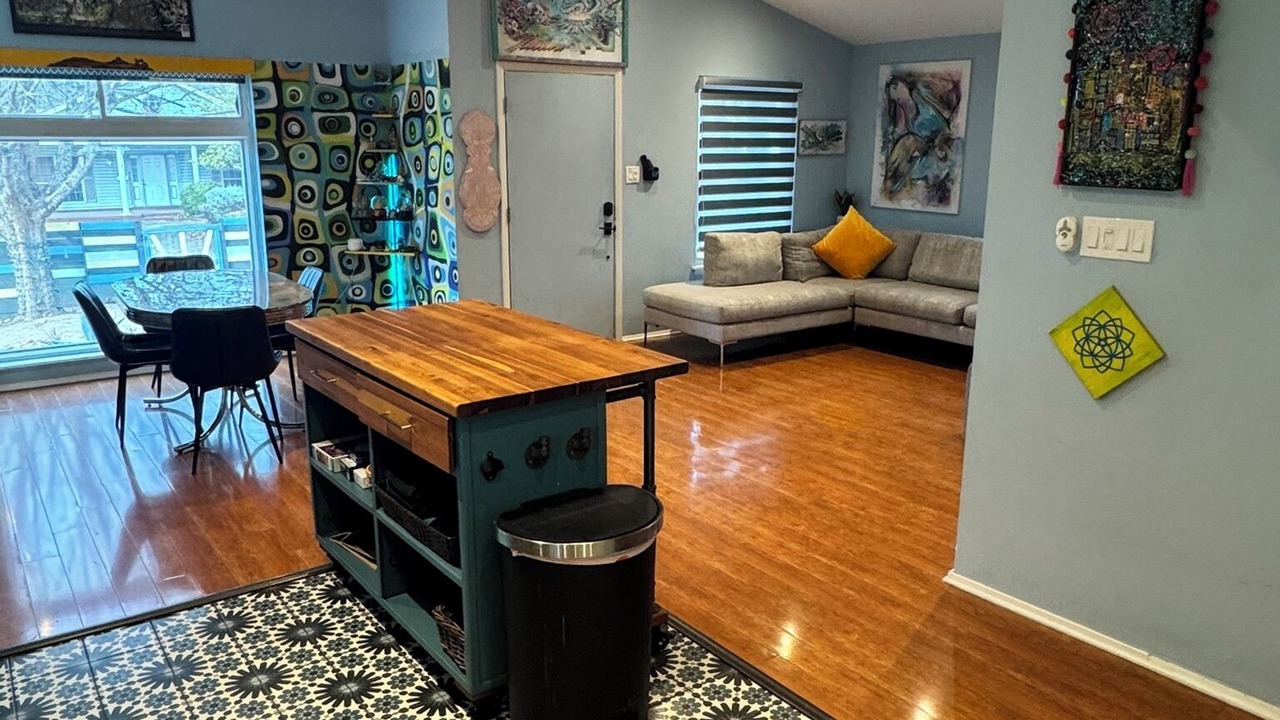 Photo of Bedroom in South Manchaca