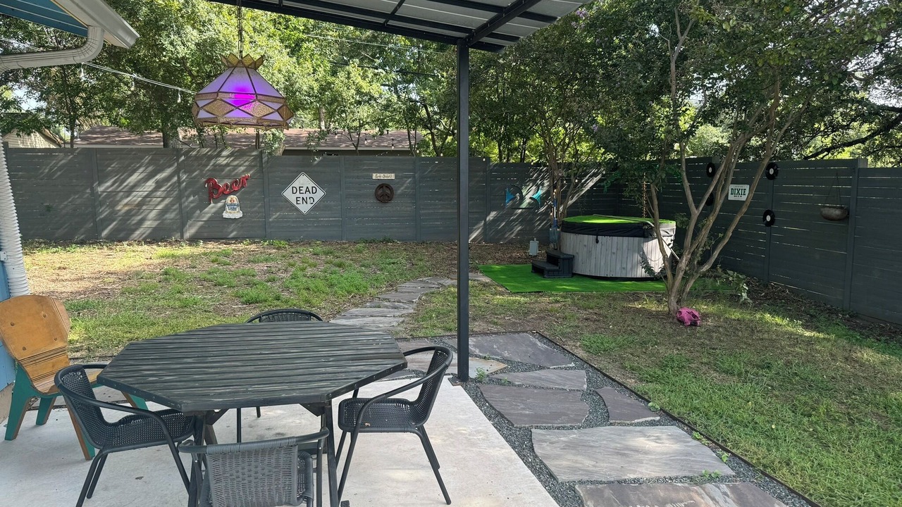 Photo of Outdoor in South Manchaca