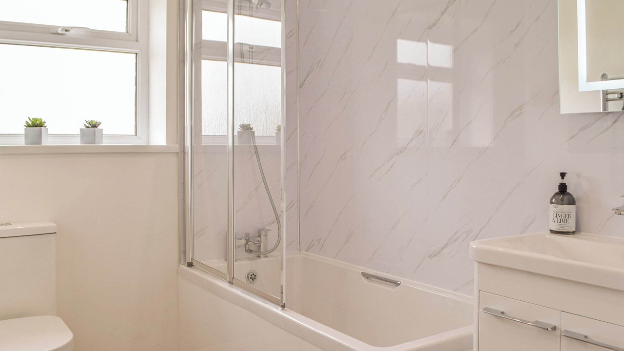 Photo of Bathroom in St Brides