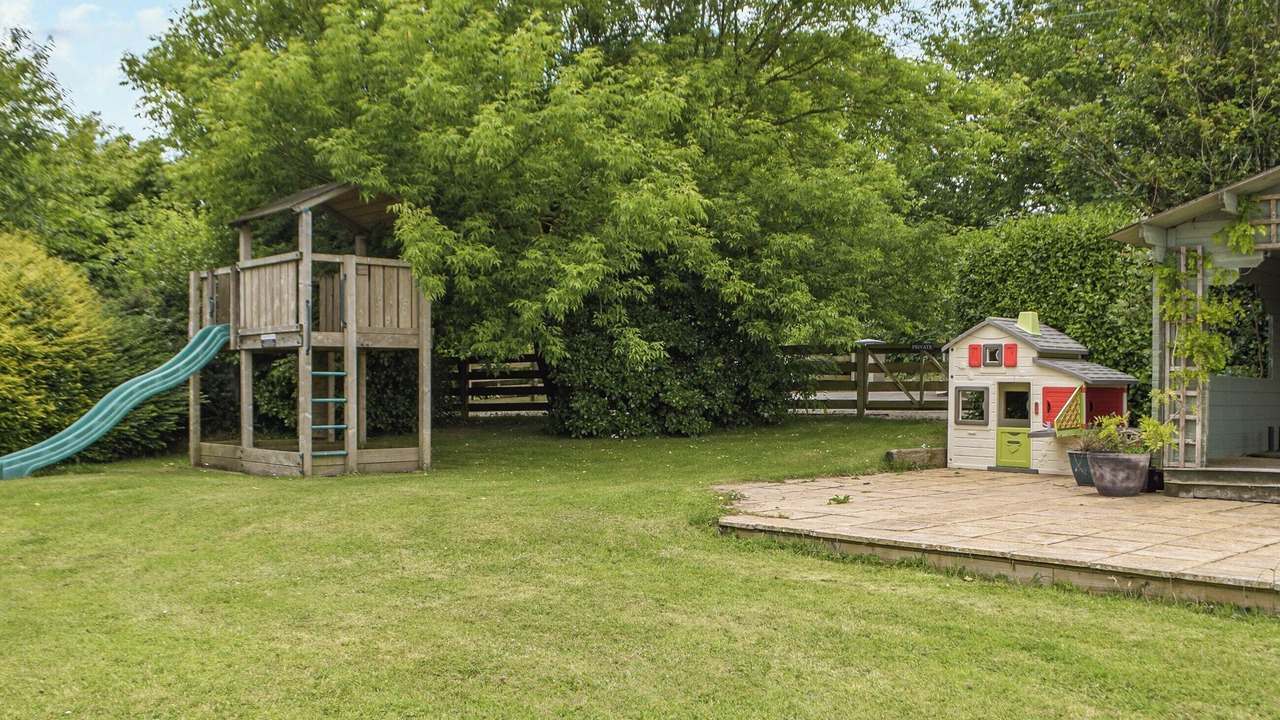 Photo of Others in St Brides