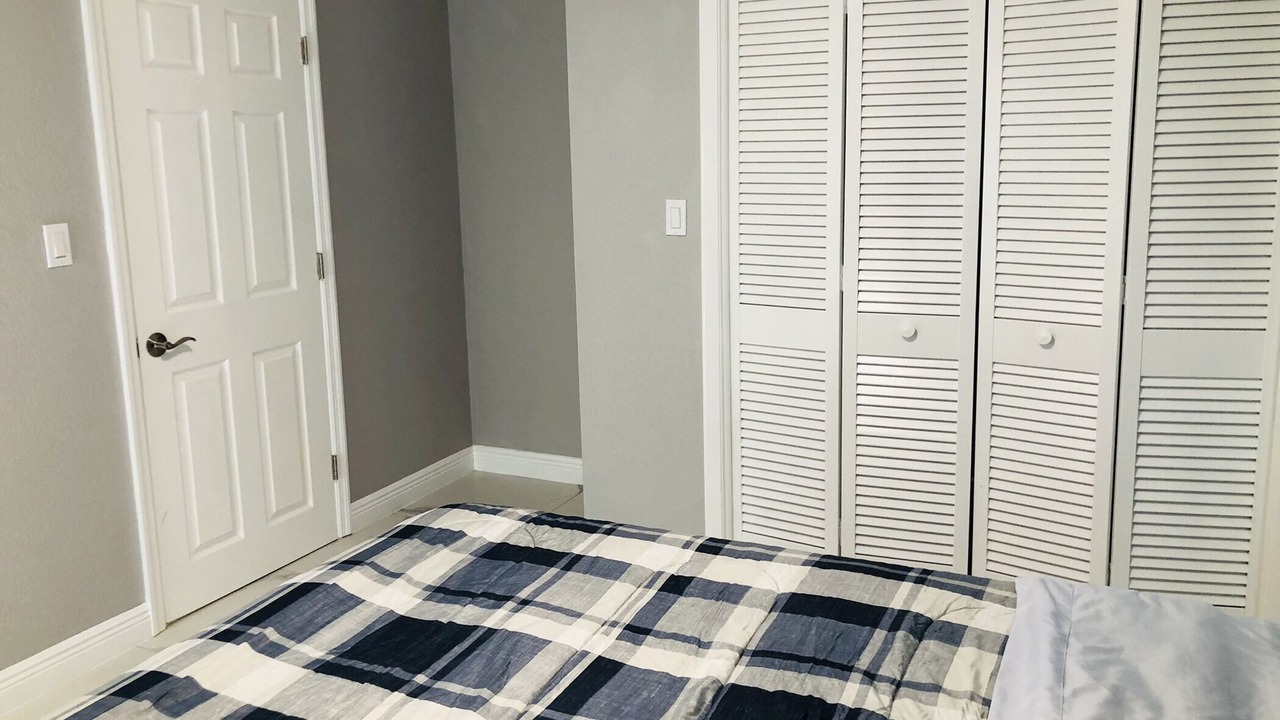 Photo of Bedroom in Largo