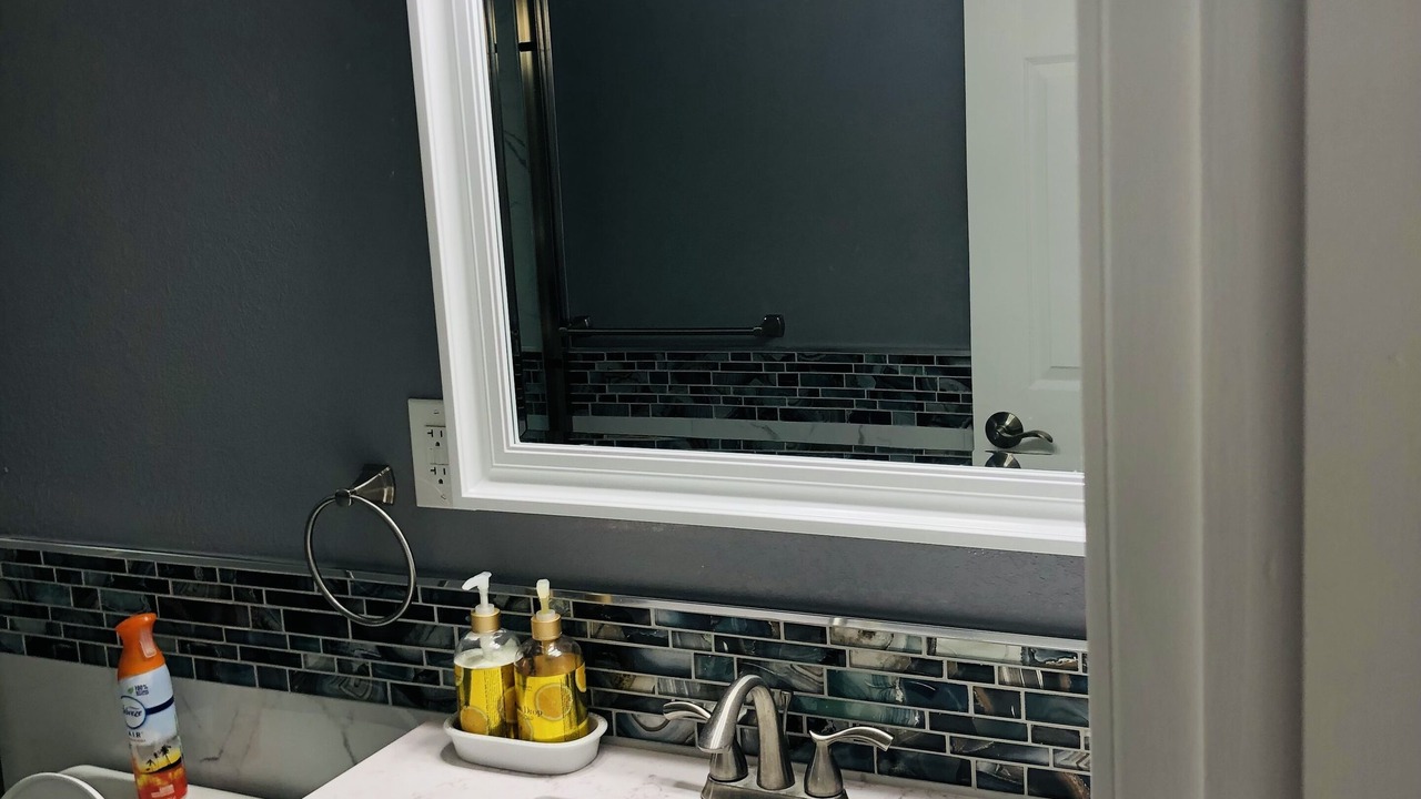 Photo of Bathroom in Largo