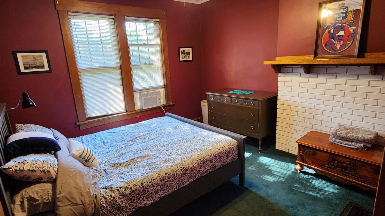 Photo of Bedroom in Elmira
