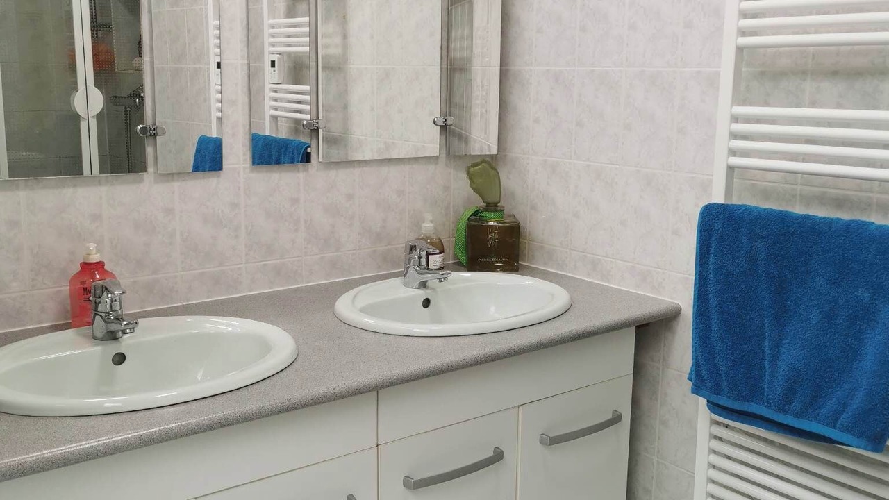 Photo of Bathroom in Paimboeuf